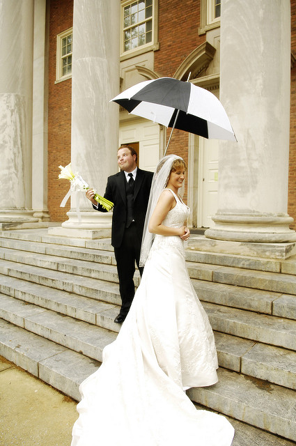 Dzień ślubu a deszczowa pogoda